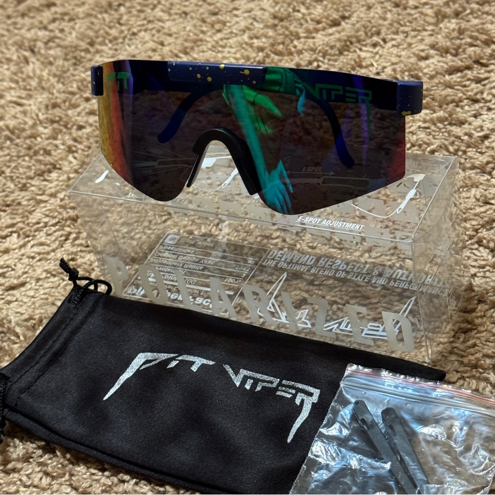 NWT Pit Viper Polarized Sunglasses Blue/Yellow Splatter – Brand New with Case - Picture 3 of 8